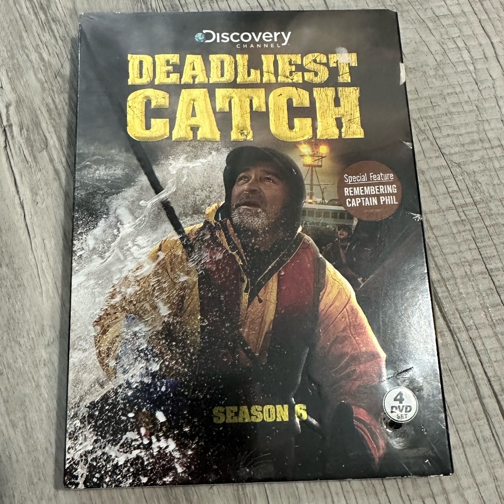 🔺$10 each or 3/$24🔻

New In Packaging Deadliest Catch season 6